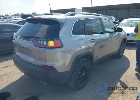 2019 Jeep Cherokee Latitude Plus 4X4 from USA, damaged, VIN 1C4PJMLN3KD123992